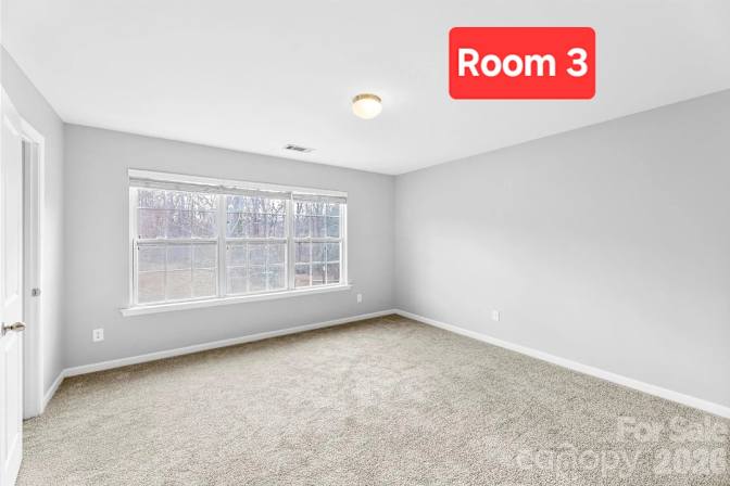 Dikilson Almonte's room