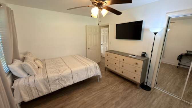 Mark's room