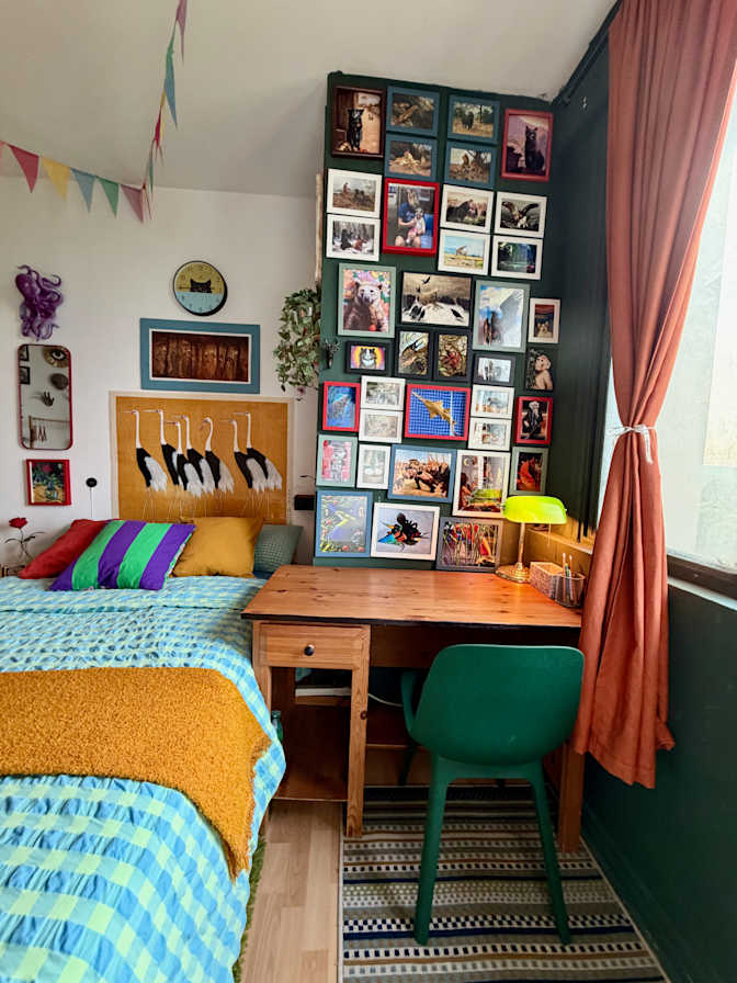 Abir's room