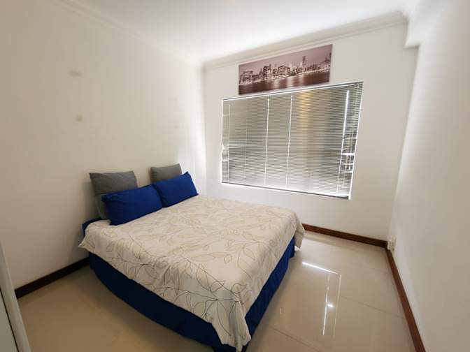 Ronae's room