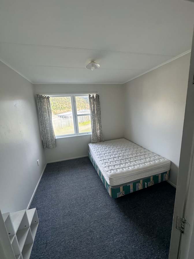 Annalise's room