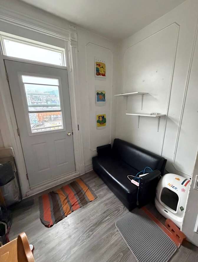 chelsea's room