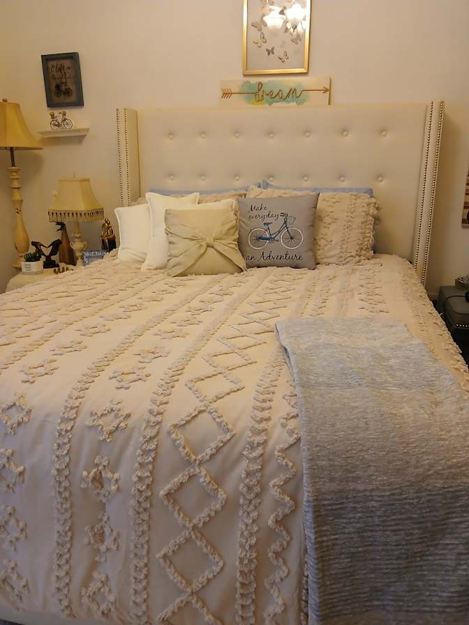 Shirley's room