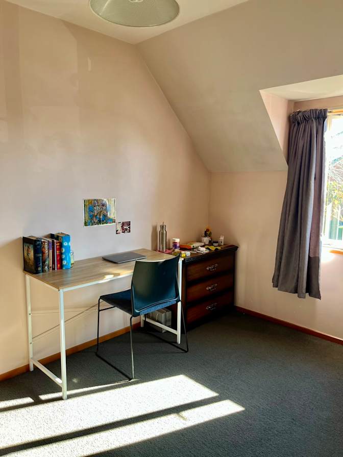 Nic Rawat's room