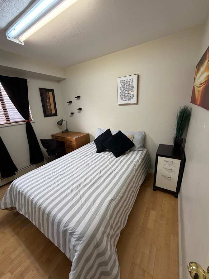Rodolfo Contreras's room
