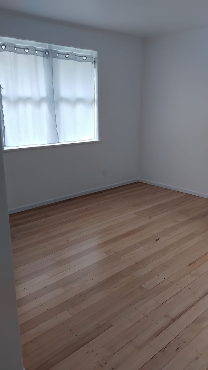 geoff's room