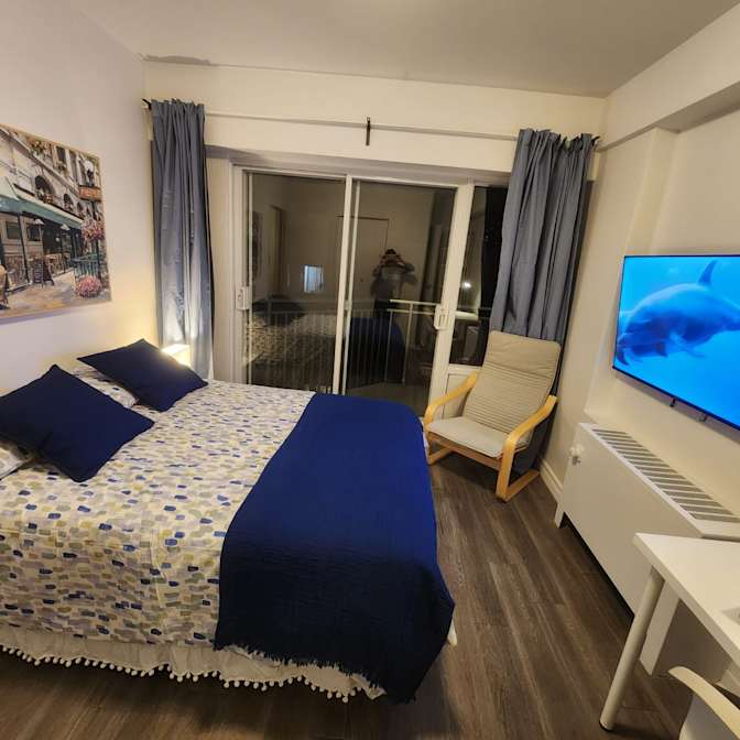 Serdar's room
