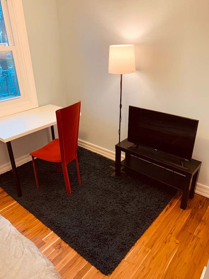 Wei's room