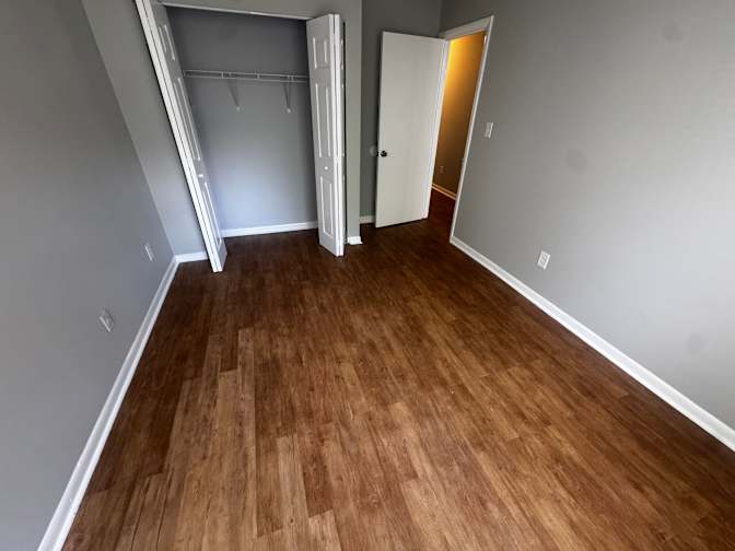 Alcove Rooms's room