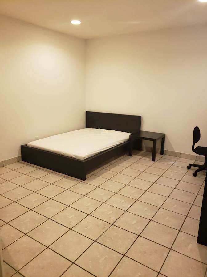 Samuel Tang's room