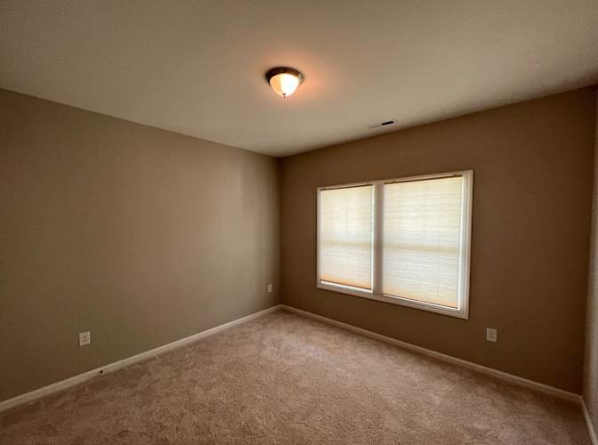 Alcove Rooms's room