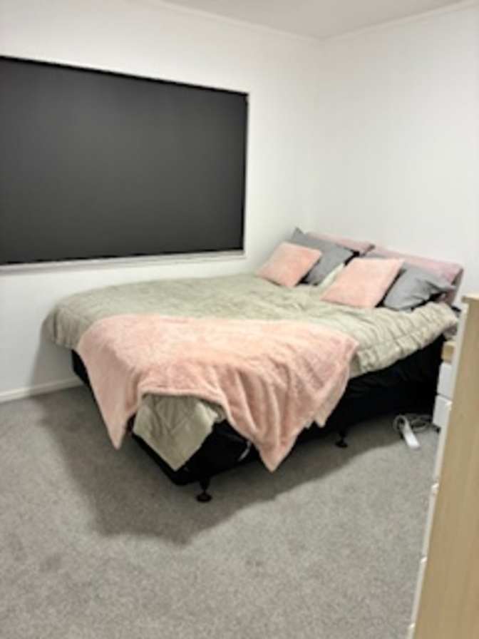 Del's room