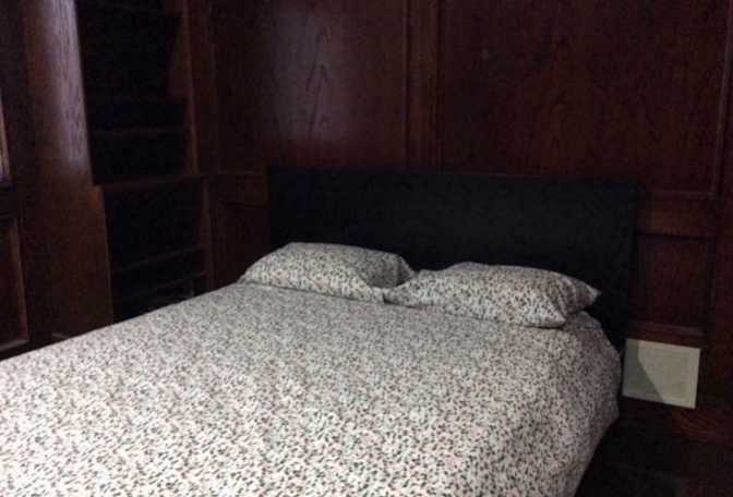 Zahra's room