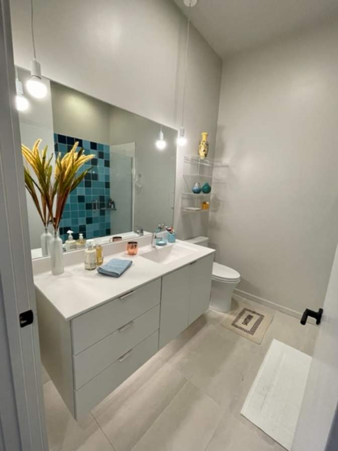 Alcove Rooms's room