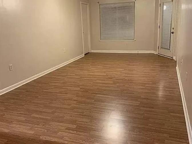 Alcove Rooms's room