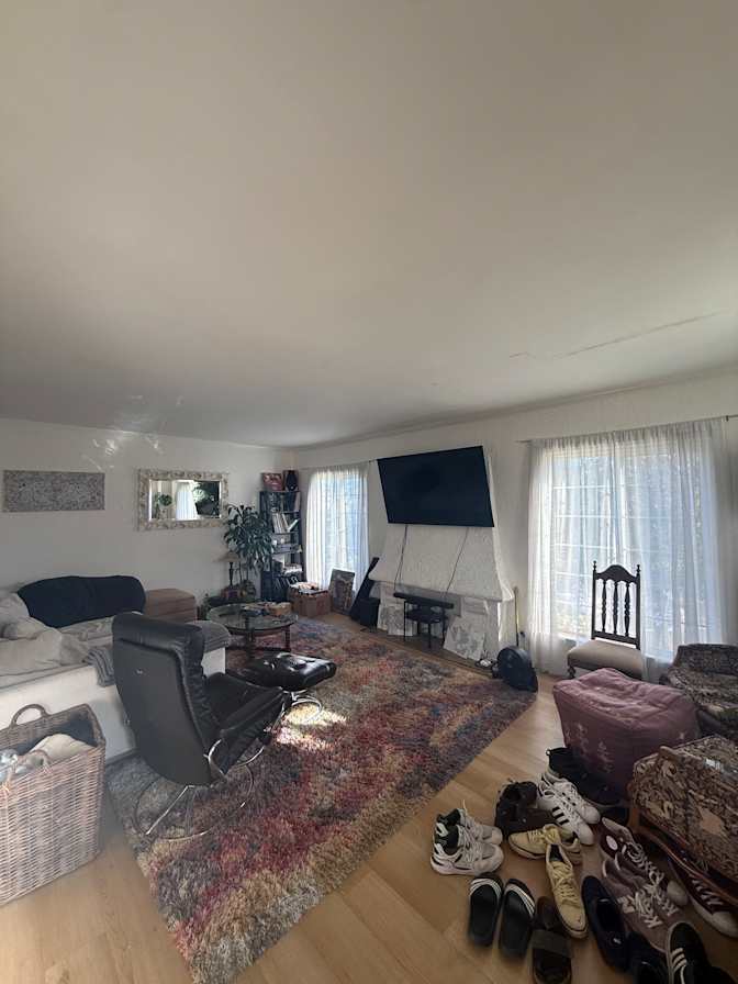 Victor's room