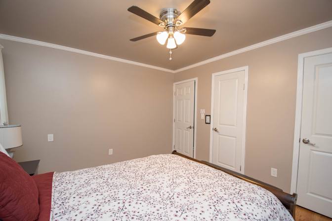Grandbay RE Holdings's room
