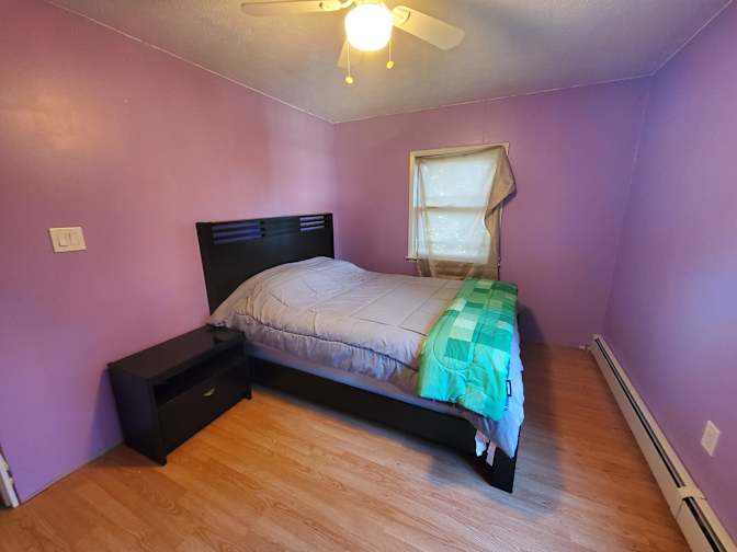 Charis's room