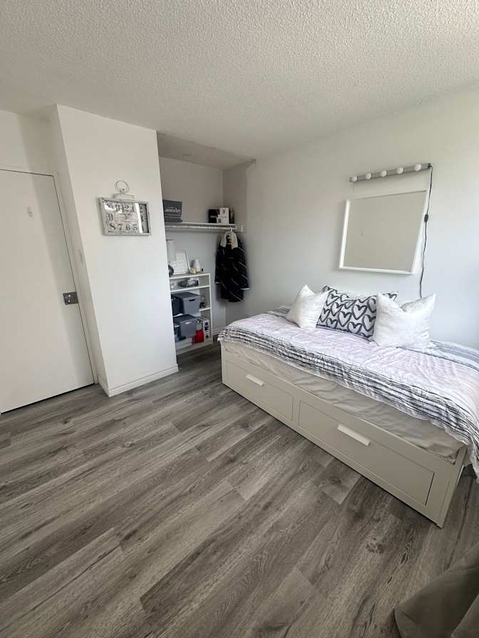 Jay's room