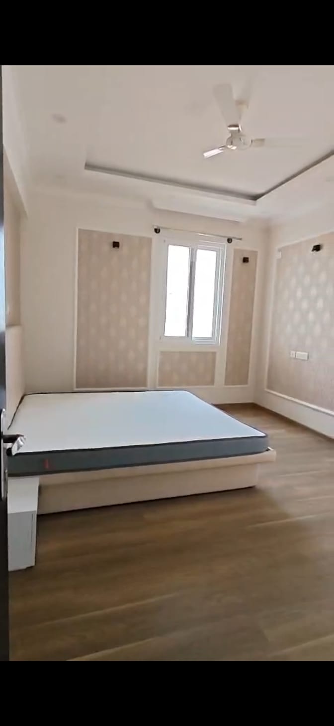 Himanshi's room
