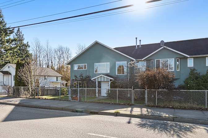 Jennifer Dsouza's room