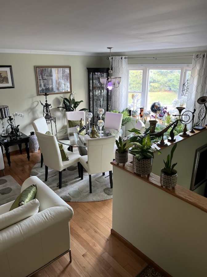 Teri-Lynn Calderon's room