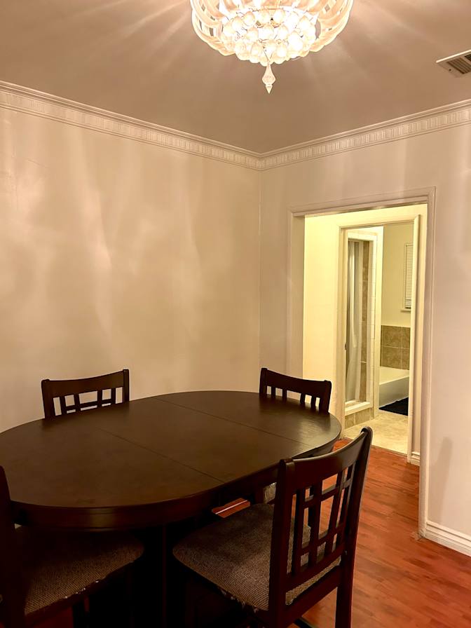 Mark Ogbunamiri's room