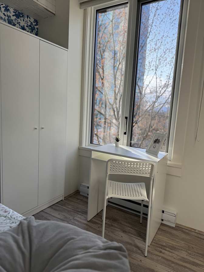 Van House's room
