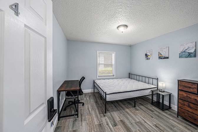 PadSplit's room