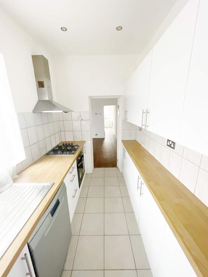 Upper Residence Property Ltd.'s room