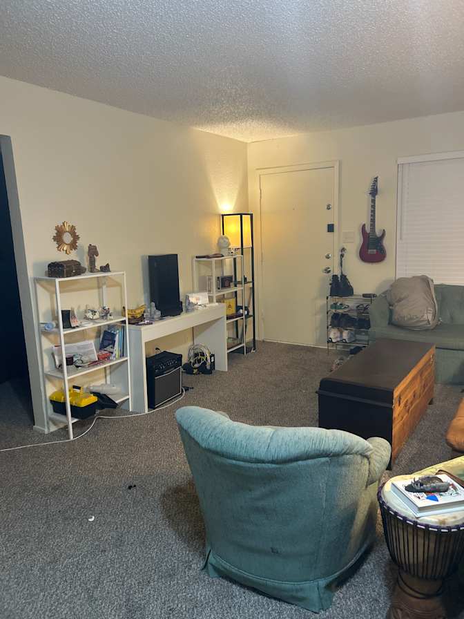 Neo Geronimo's room