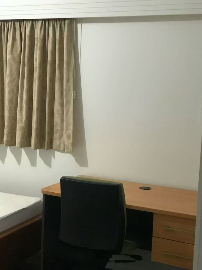 paul's room