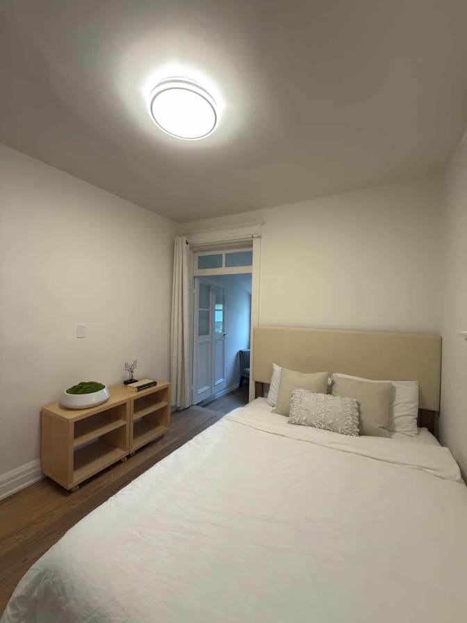 Raymond's room