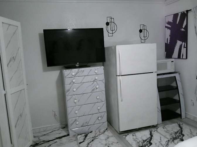 Charles pointer's room