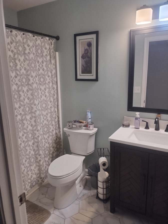 Victoria's room