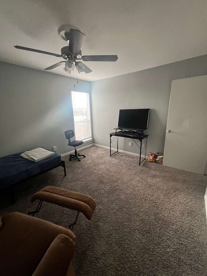 Mohammad's room