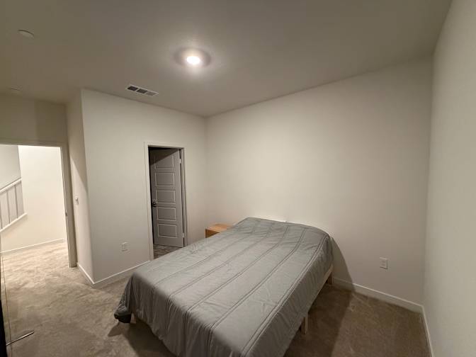 Anshul Bajaj's room