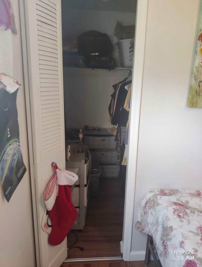 Clintia Simon's room