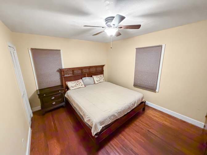 Paris's room