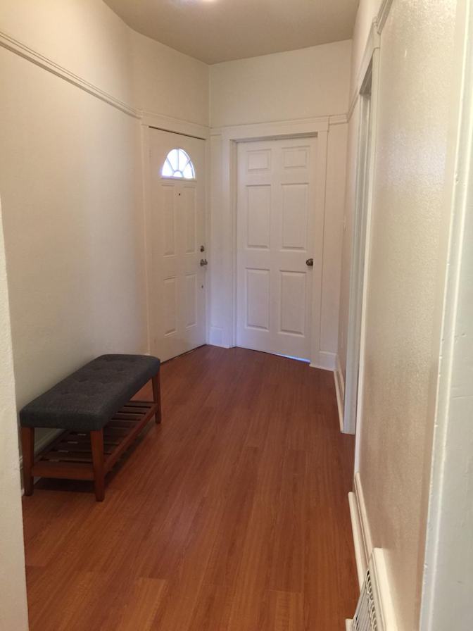 Inner Richmond's room