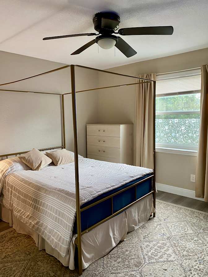 Jacqueline Seaton's room