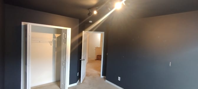 Alcove Rooms's room