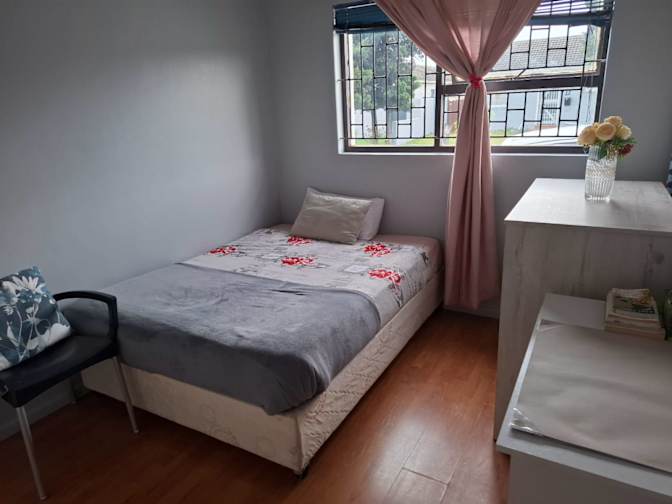Zama's room