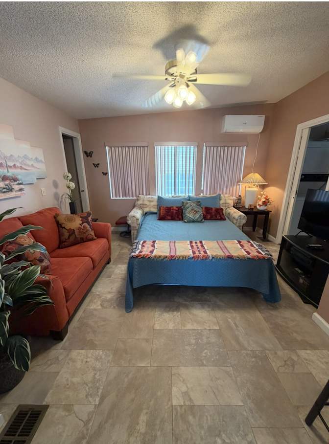 Jade's room