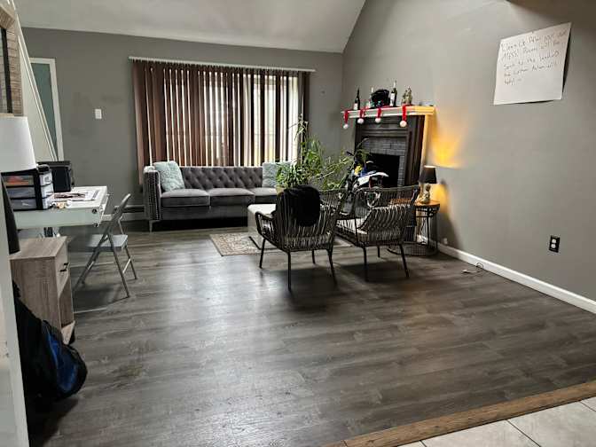 Blanco's room