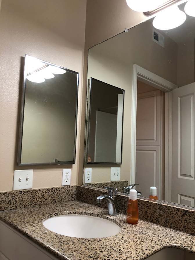 Cindy's room