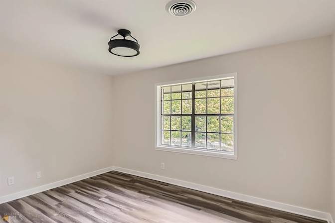 Alcove Rooms's room