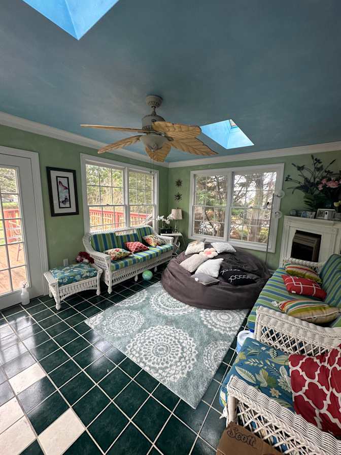 Steve's room