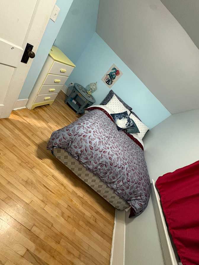 Jasmine's room