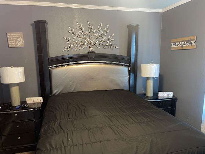 Jermaine's room